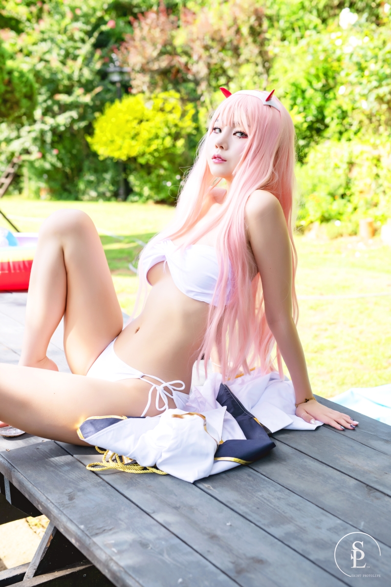 Yuna(윤아) [SAINT Photolife] No.10 Zero Two [63P-185MB]