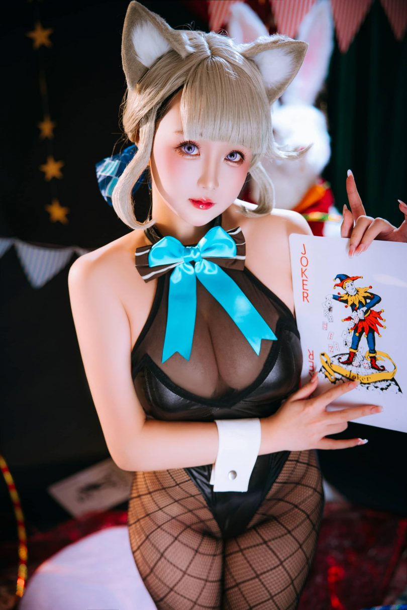 捕捉夜色中的精灵：“兔女郎”日奈娇的COSPLAY艺术诱惑