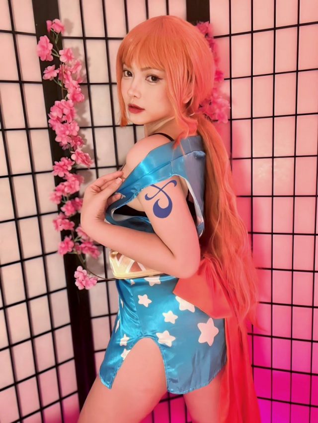 现实版“小贼猫”：泰国女coser Toey化身《海贼王》娜美惊艳登场