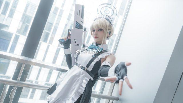 仙九Airi cos《蔚蓝档案》飞鸟马时，再现美少女战士的酷帅魅力