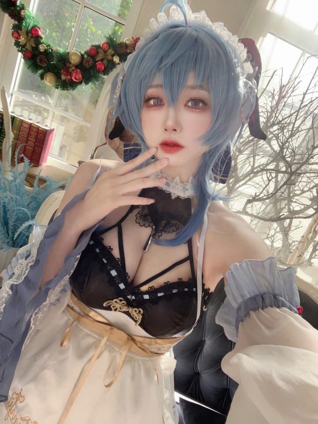 女神安食Ajiki变身不同角色，诠释COSPLAY的无限魅力！