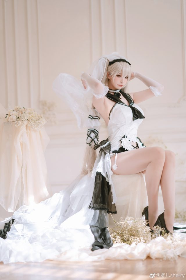 贤儿sherry cos《碧蓝航线》可畏，妙趣横生的美丽梦幻现实