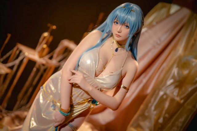 [胜利女神：妮姬]星之迟迟cos海伦，带来一场性感美艳的cosplay盛宴